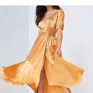 NWOT Anthropologie Mauve Katrina Elegant Gold Satin Wrap Dress